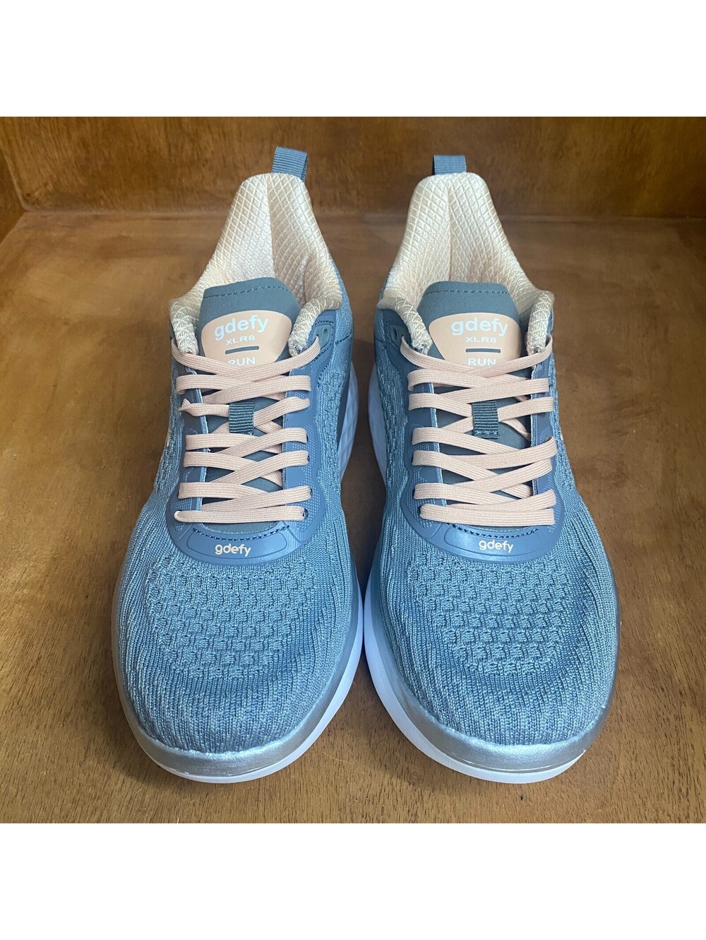 GDefy Gravity Defyer XLR8 Shoes Womens Size 8 Gray Peach Versocloud TB9034FGP-XW - Picture 2 of 15